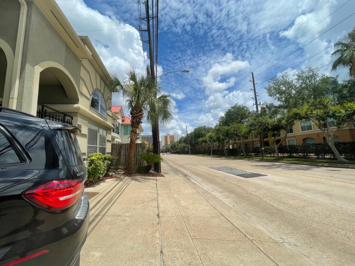 Wanderlust Villa Near Galleria Mall Houston Exterior photo