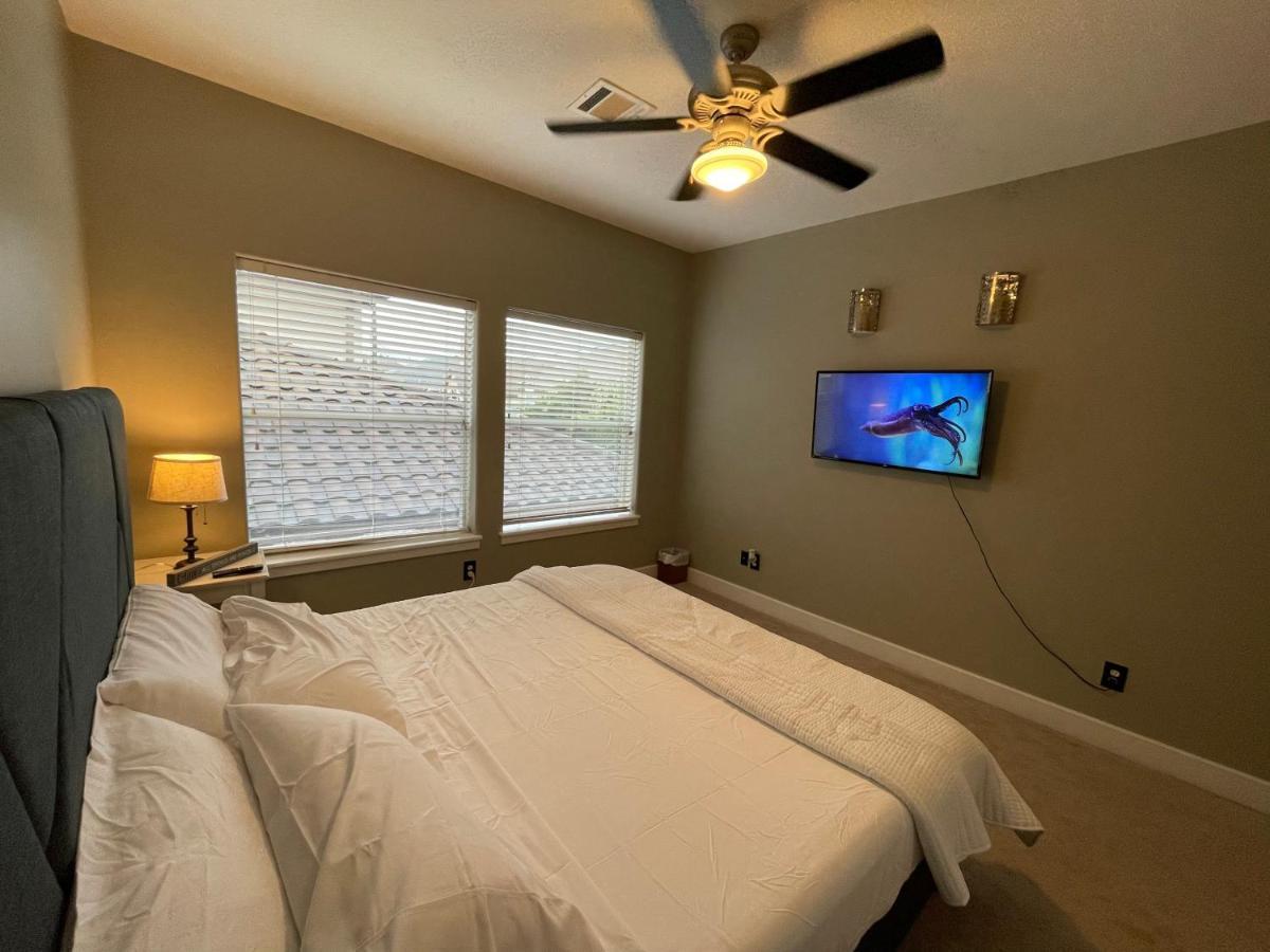 Wanderlust Villa Near Galleria Mall Houston Exterior photo