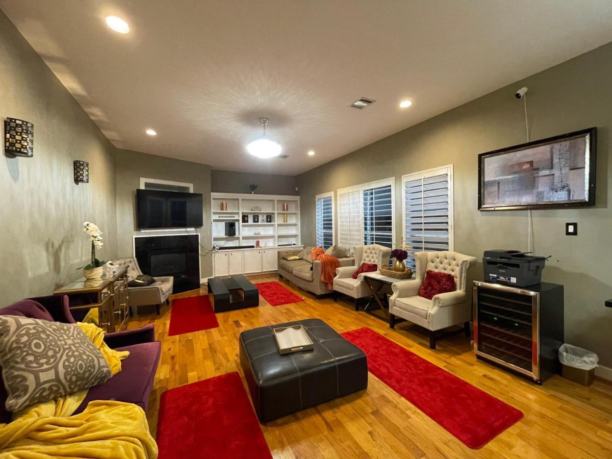 Wanderlust Villa Near Galleria Mall Houston Exterior photo