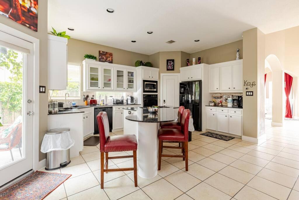 Wanderlust Villa Near Galleria Mall Houston Exterior photo